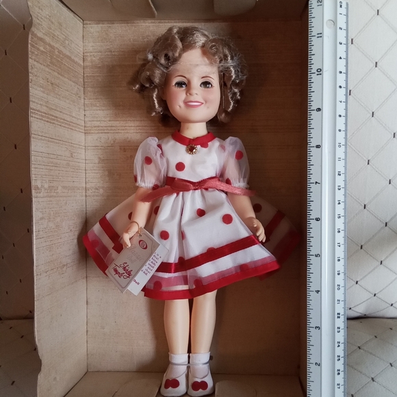 SHIRLEY TEMPLE DOLL - Picture 6 of 6